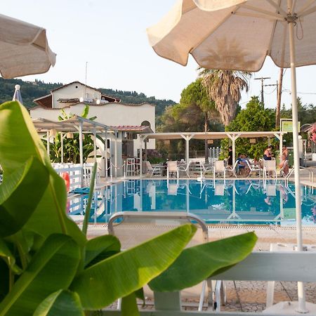 Vassilis Paradise Garden Aparthotel Agios Georgios Pagon Buitenkant foto