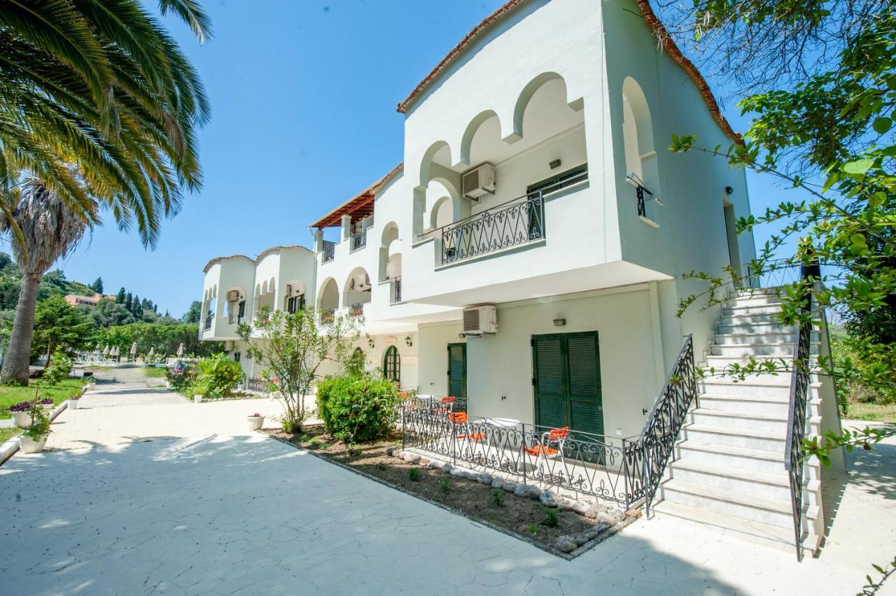 Vassilis Paradise Garden Aparthotel Agios Georgios Pagon Buitenkant foto