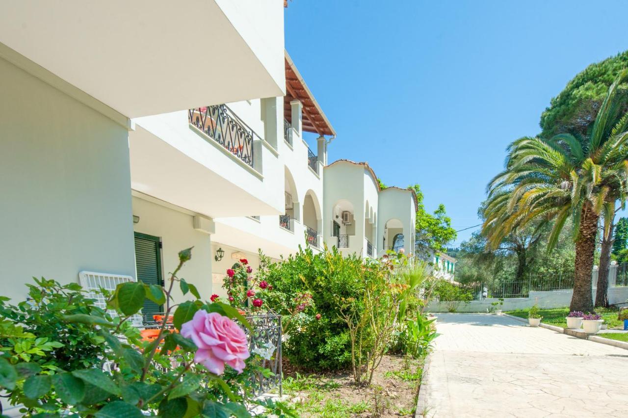 Vassilis Paradise Garden Aparthotel Agios Georgios Pagon Buitenkant foto