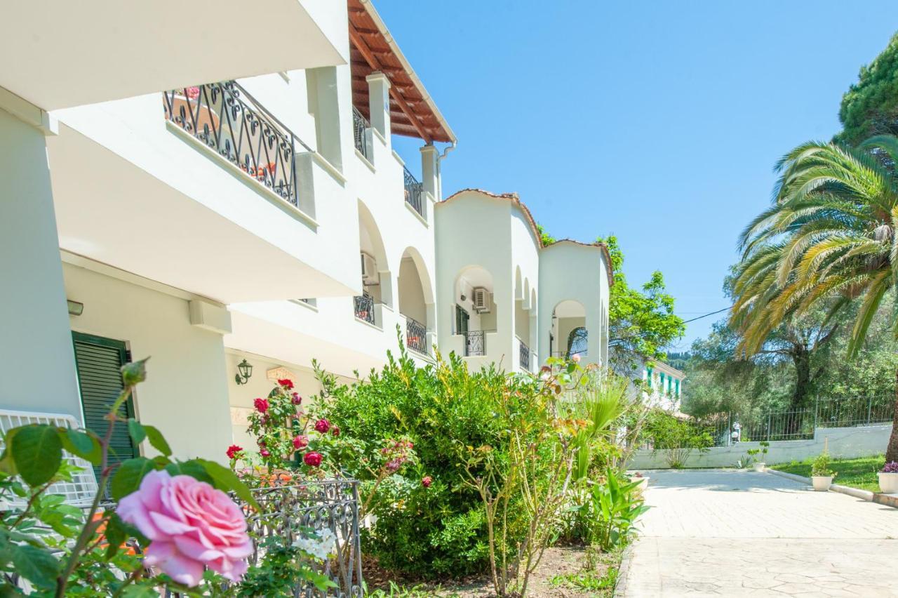 Vassilis Paradise Garden Aparthotel Agios Georgios Pagon Buitenkant foto