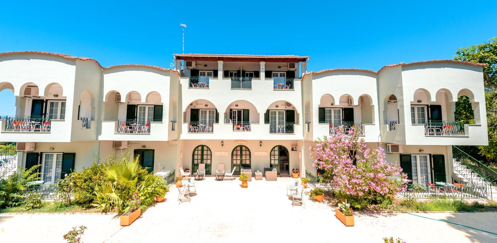 Vassilis Paradise Garden Aparthotel Agios Georgios Pagon Buitenkant foto