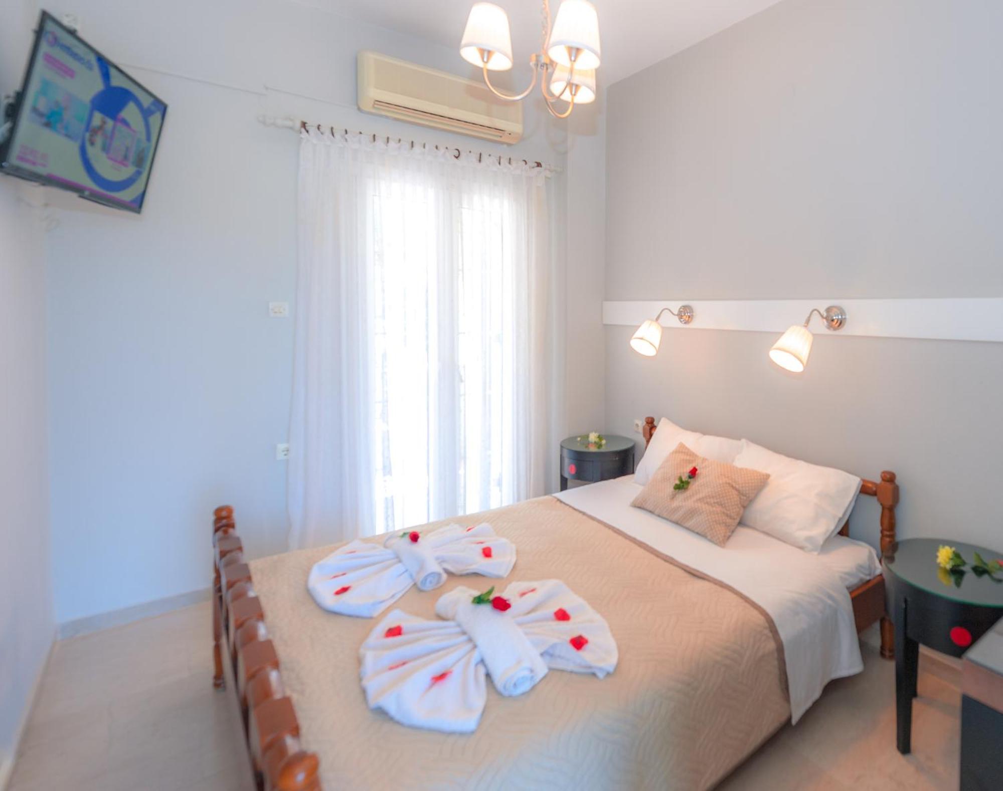 Vassilis Paradise Garden Aparthotel Agios Georgios Pagon Buitenkant foto